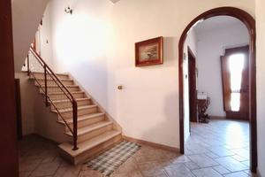 Villa di 184 m² con più di 5 locali e box auto dop