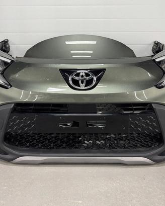 Toyota Aygo X 2022- musata Paraurti fari radiatori