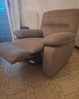 Poltrona reclinabile