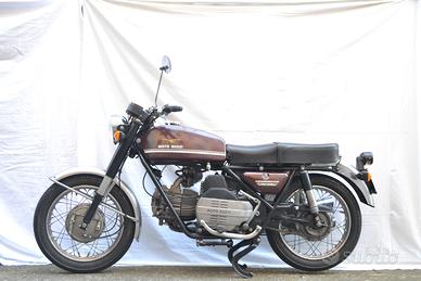 Moto Guzzi Nuovo Falcone 500 del 1974