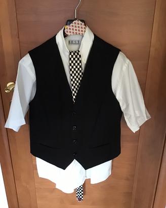 Camicia bianca Best ,gilet nero ,gravattaa scacchi