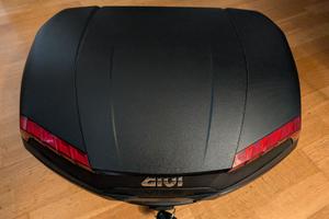 Bauletto GIVI E46 RIVIERA 46L piastra MONOLOCK