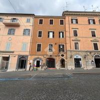 3 LOCALI A GENZANO DI ROMA