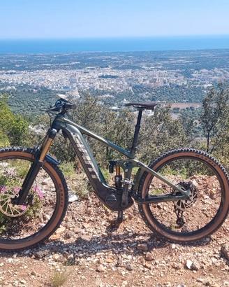 GIANT REIGN e+ PRO 2022 Elettrica