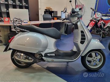 Piaggio vespa gts 250 - finanziabile