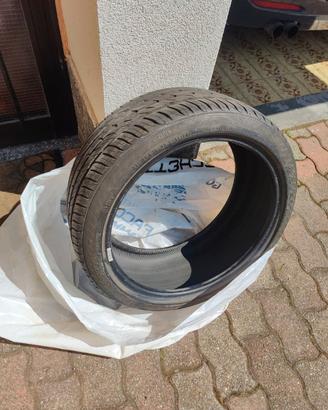Gomme Gislaved ultra speed 2 225/40 R18 92Y estive