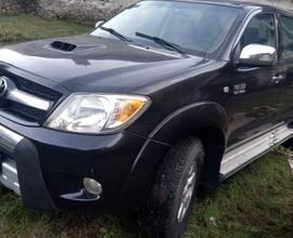 TOYOTA Hilux 3ª serie