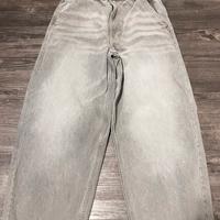 jeans grigi bershka taglia 32