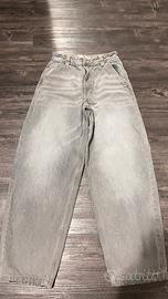 jeans grigi bershka taglia 32