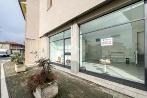 NEGOZIO A LODI VECCHIO