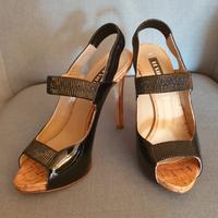 Sandali in vernice nera Le Silla