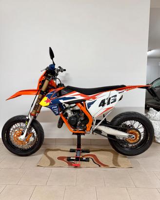 KTM 125 SX 2018 con Tripla Omologazione