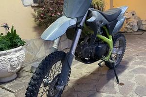 Pit bike 125 Apollo Cvm