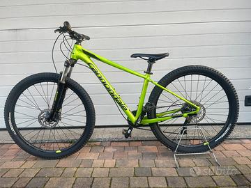 Mountain bike cannondale