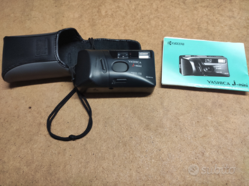 Macchina fotografica vintage - Yashica