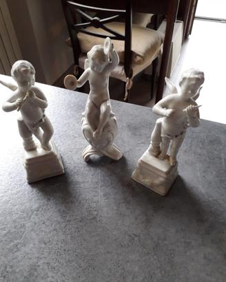 Statuine antiche in porcellana 