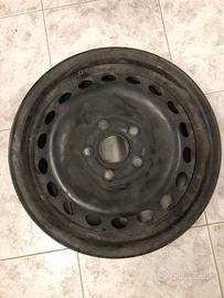 4 cerchioni in ferro da 15" per VW Golf