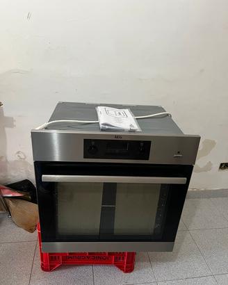 Forno  AEG NUOVO