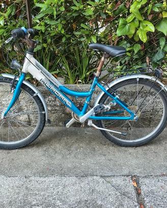 Bici marca Aurora 24"