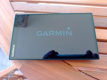 navigatore  Garmin 780 camper
