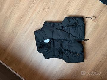 giubbotto smanicato nero