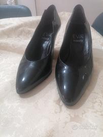 scarpe in vernice