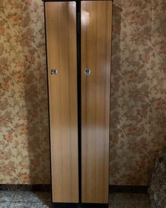 2 mobili porta scarpe/oggetti in formica anni '70