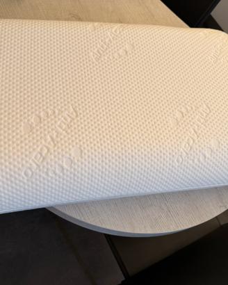Cuscino altezza 16cm memory foam antireflusso