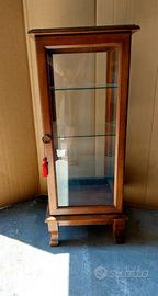 vetrinetta in legno e vetro molto carina