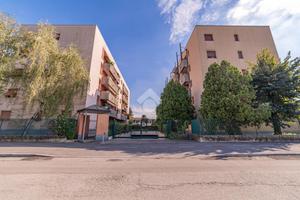 2 LOCALI A PADERNO DUGNANO