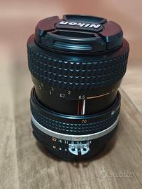 NIKKOR ZOOM 35-70 f3.3 4.5