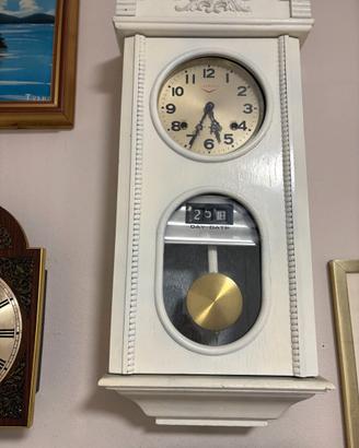 OROLOGIO A PENDOLO A MURO CON DATARIO