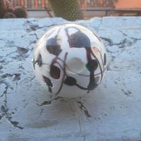 fermaporte in vetro lattimo con motivo a fiore 