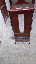 Servomuto appendiabiti indossatore