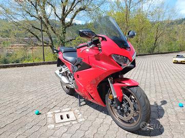 Honda VFR800F ABS PLUS