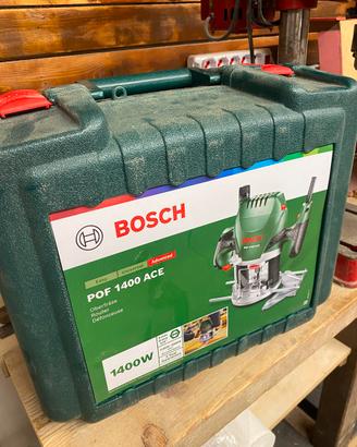 FRESATRICE VERTICALE BOSCH POF 1400 ACE 1400W