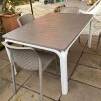 TAVOLO DA ESTERNO CON 4 SEDIE NARDI