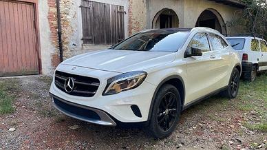 Mercedes-Benz GLA 200 GLA-X156 2014 d (cdi) Enduro