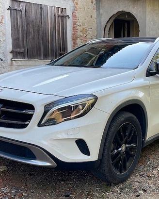 Mercedes-Benz GLA 200 GLA-X156 2014 d (cdi) Enduro