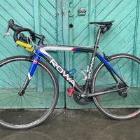 Bici da strada carbonio Rowa