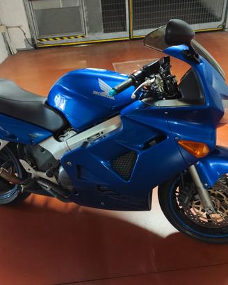 HONDA VFR 800 FI