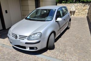 GOLF 1.6 5p FSI Sportline anno 2004