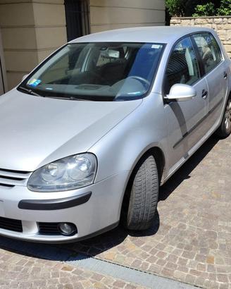 GOLF 1.6 5p FSI Sportline anno 2004