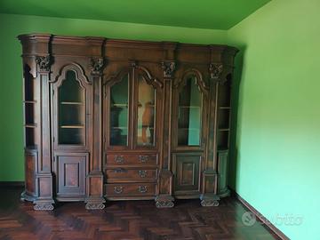 Mobile credenza in legno