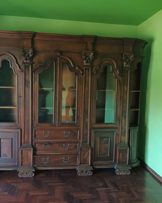 Mobile credenza in legno