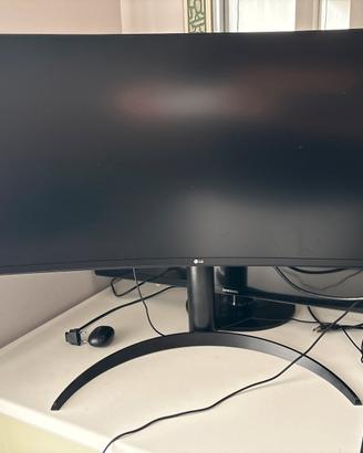LG 34” UltraWide Curvo