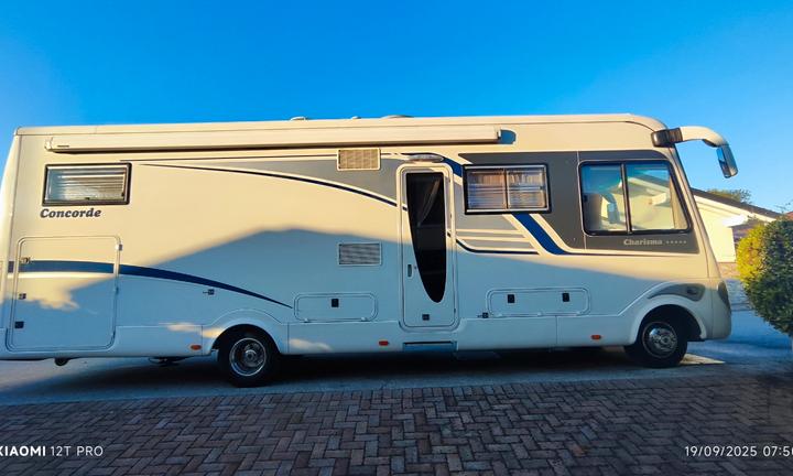 Camper Concorde Charisma 890 LS Unico proprietario