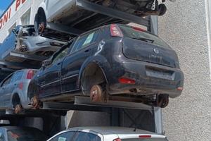 ricambi usati fiat grande punto 