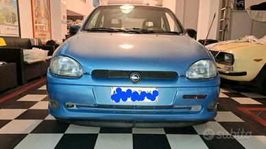 OPEL CORSA GSI 16V