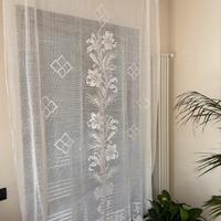 Tenda artigianale ad uncinetto in filo di scozia